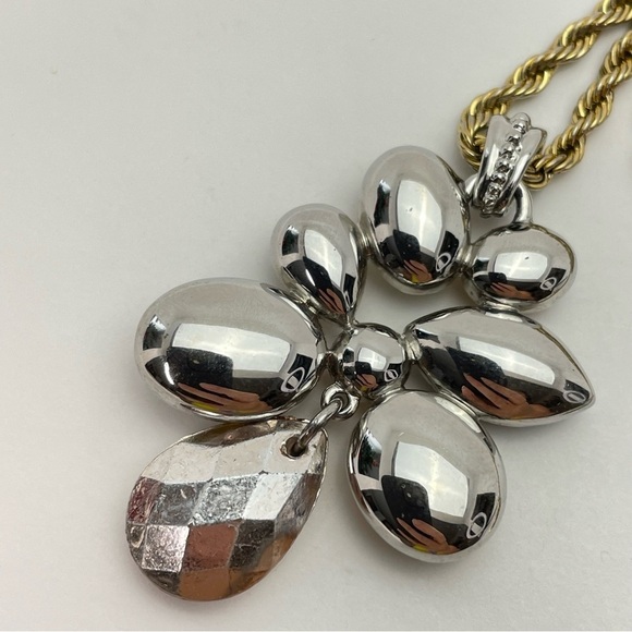 GOLD Tone Spiral Chain 24” with a Silver & Gold Pendant - Picture 10 of 14